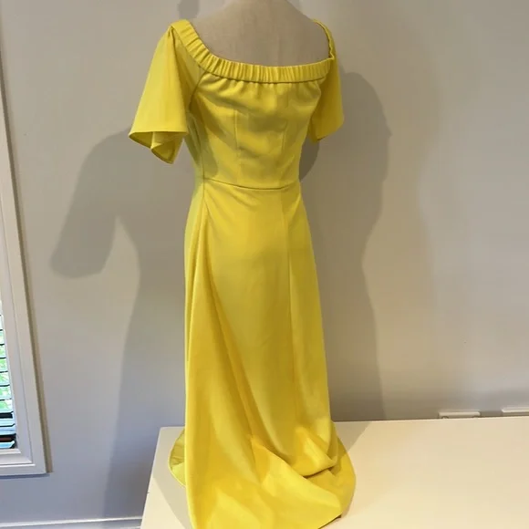 Witchery yellow off the shoulder long gown - Picture 5 of 9